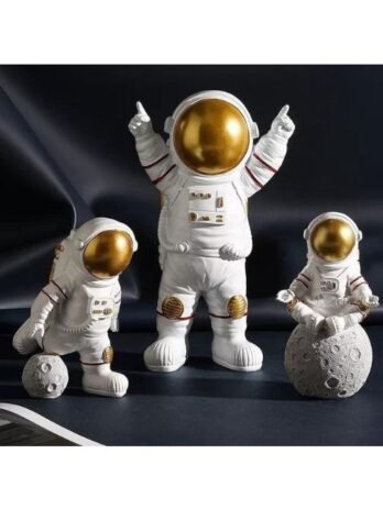 3 Astronautas para Decoração Estilosa e Divertida Kawaii Espaço Sideral e Lua Kit com 3 Peças